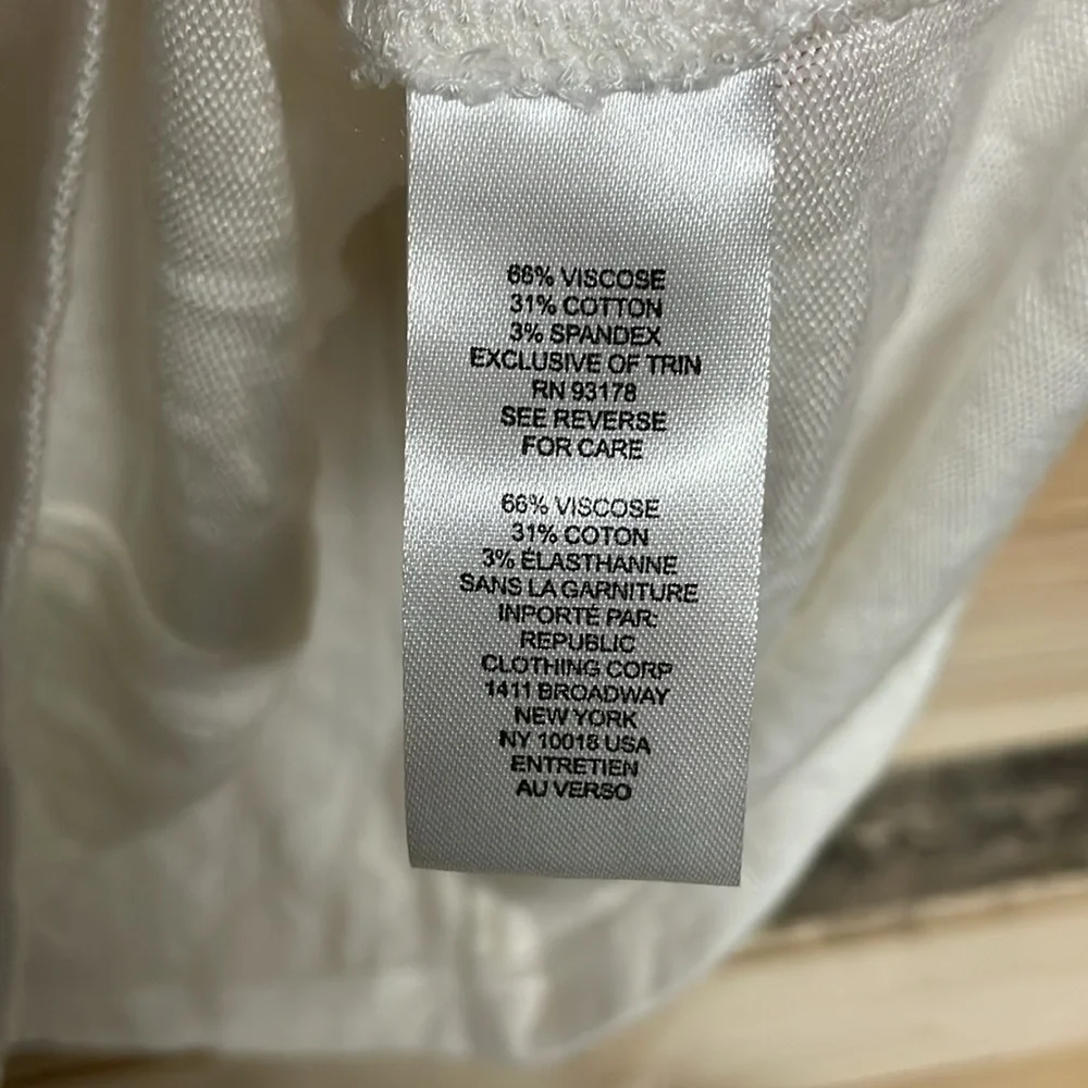 Elie Tahari size XS white short sleeve dolman sweater